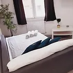 Premium Center Апартаменты Триест
